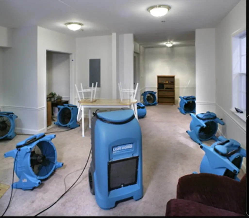 Air movers and dehumidifier setup for Water Extraction & Removal in Lake Forest